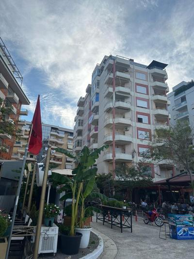 Enzo Apartments