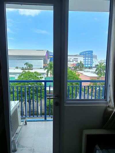 SEA Residence Condotel with Balcony and MOA view hosted by May Bolaños