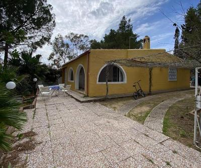 Costa rei villetta con giardino
