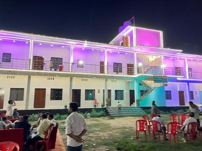 Madhur Kunj Guest House free Pick and Drop