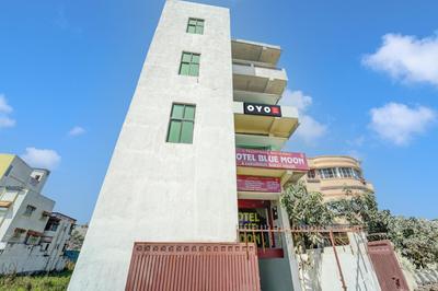 Super OYO Hotel O Blue Moon