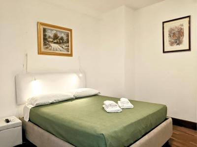 HYRIA Holiday Home