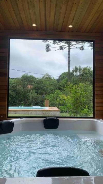 Casa com piscina aquecida e hidromassagem em Agudos do Sul