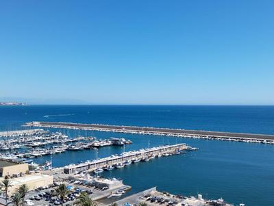 Perla 6 playa Fuengirola