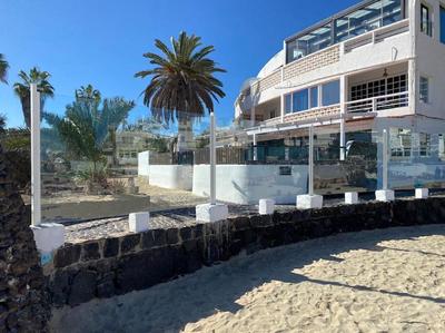 Beach Front House 'Casa Neen'