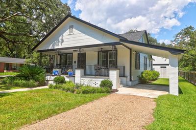 Charming Charleston House