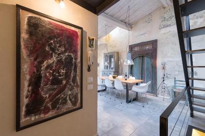 Unique 100 sqm design flat in Oltrarno
