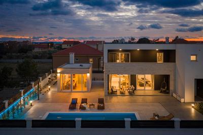 Villa with pool near sandy beach - by TRAVELER tourist agency Krk - ID 2224
