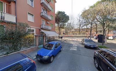 Spacious three-room apartment in Saragozza
