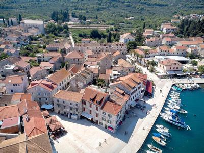 Pharos Sunset - Stari Grad Center