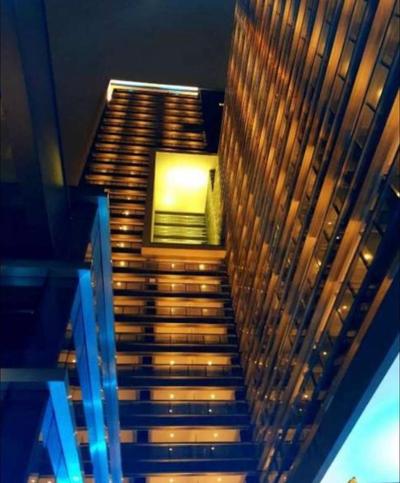 Studio Setin Downtown com piscina e vista Skyline