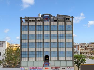 Super Townhouse Oak LB Nagar Ramoji