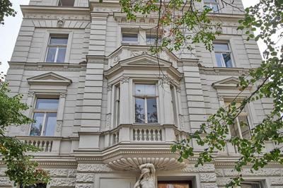 National Theatre Elegance Residence