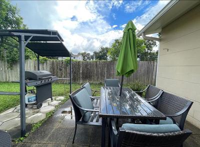 Centrally Located Cozy Home in a Quiet and Peaceful Neighborhood