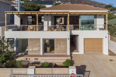 Scarborough Beach House - stunning sea views