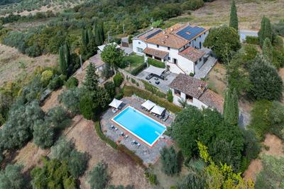 Apartments Florence - Villa Fonte Morgana with pool