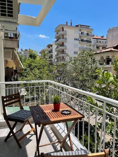 Zillion Home - Modern & Lux Stay in Kalamaria by TT