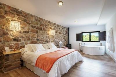 DUO SOMNIA, suites con jacuzzi y chimenea, only adults