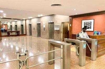 Departamento para tres personas en Microcentro