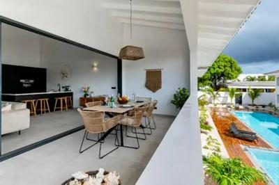 Apartments near the beach with pool Jan Thiel, Curazao