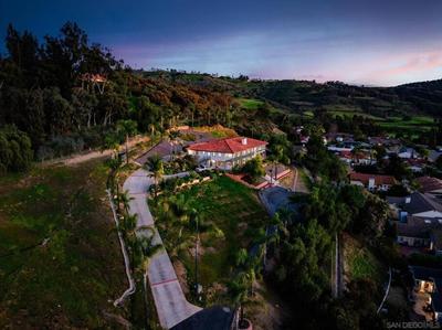 Entire Private 5-Bedroom Villa, Gated Yard, Nature, Grand View