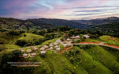 Holos Retreat Center: The Entire Ridge Basecamp