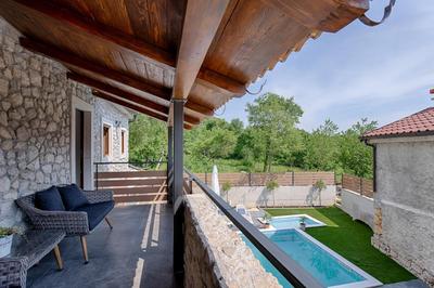 Luxury villa with pool, large garden in the countryside - by TRAVELER tourist agency Krk- ID 2204