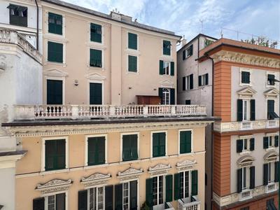 Queen Elena Luxury Apartment