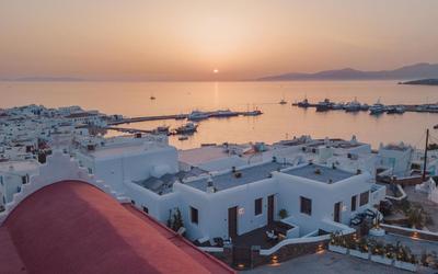 She Mykonos - The Residency