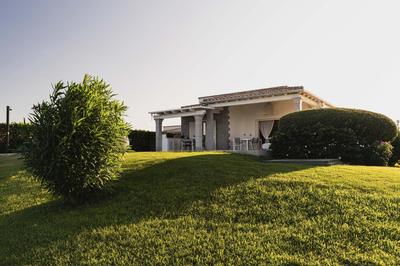 Villa Blue Sphere with Pool by Wonderful Italy