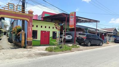 OYO 93875 Tifar House Near Lapangan Raja-raja