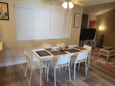 Bright and Cheery Cottage waiting for you!