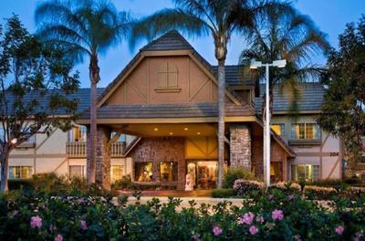 Folk Inn Ontario Airport