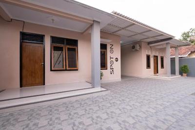 SPOT ON 1784 TNC Residence Syariah