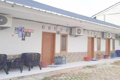 EXPRESS O 91277 Atiq Homestay Syariah