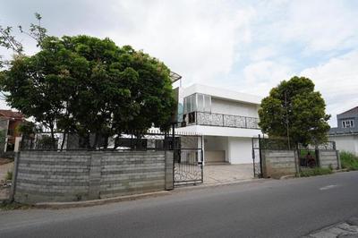 OYO 92252 Wisma Rina Rini Cibiru Managed By Hss Group