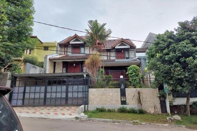 Dewi House Pondok Hijau Parongpong Bandung 1