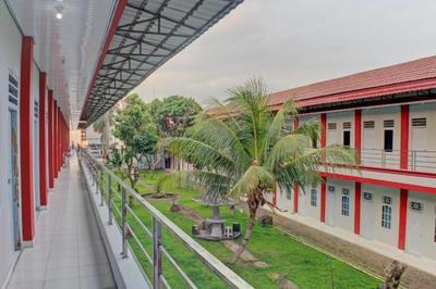 SPOT ON 92834 Wisma Dira Tiara Syariah