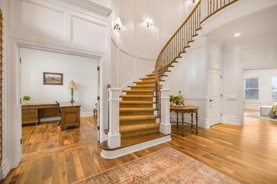 Welcome to Golden Leaf Lodge - Sleeps 24