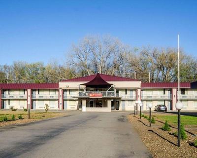 SureStay Hotel