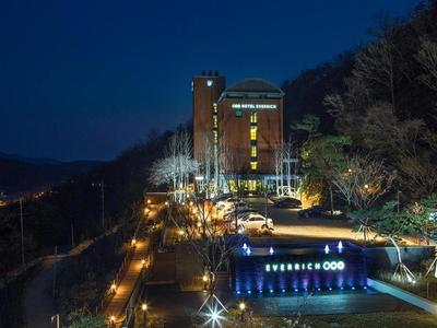 Everrich Hotel
