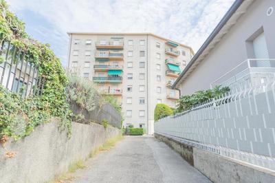 Casa di Silvia. Sei km da Como