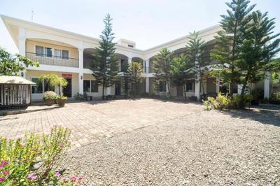 OYO 162 The West Inn