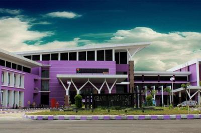 Kyriad Sadurengas Hotel