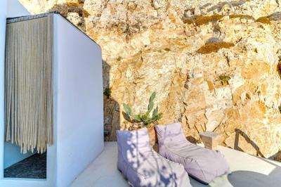 Aquata Boutique suite with Pool