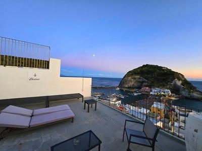 Divina Seaside Suite Ischia