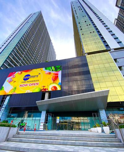Casa Eleganza at Fame Residences - 1BR corner unit, CBD, Gym, Pool, WiFi, Great View