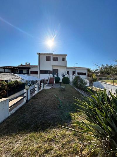 Villa M
