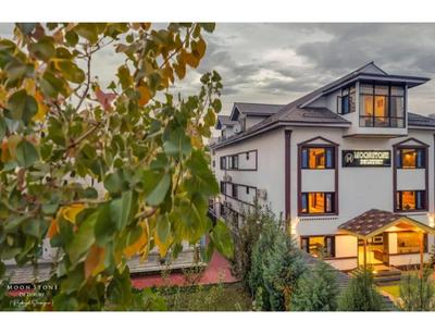 Hotel Moon Stone De Luxury, Srinagar