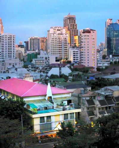 Studio Suite by Royal Ivory Nana